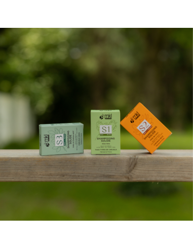 NOURISHING SOLID SHAMPOO